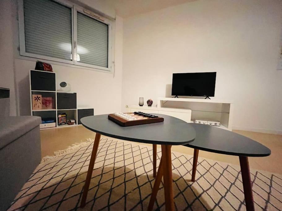 Appartement - *